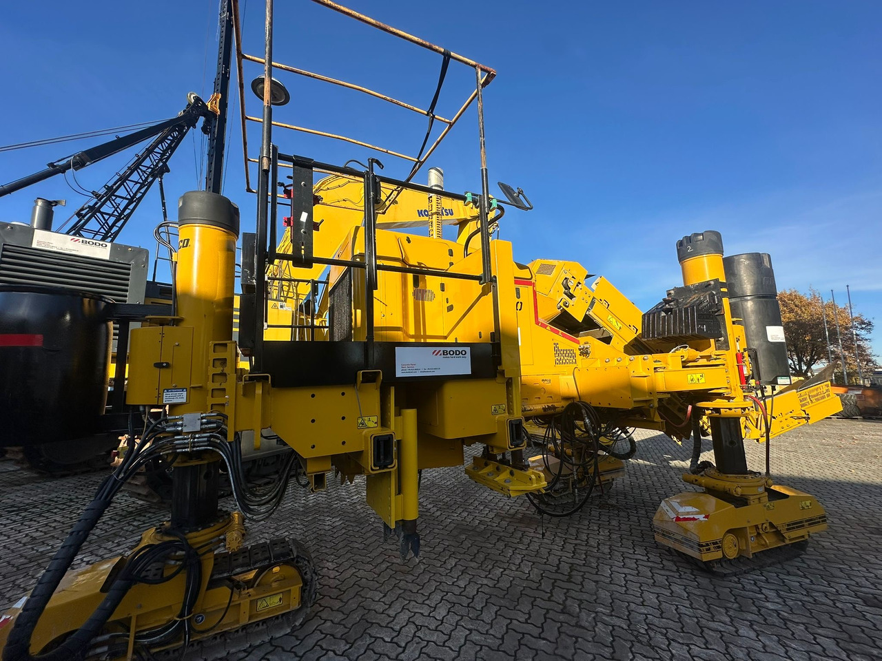 GOMACO 3300 - Betona ieklājējs: foto 2 GOMACO 3300 - Betona ieklājējs: foto 2