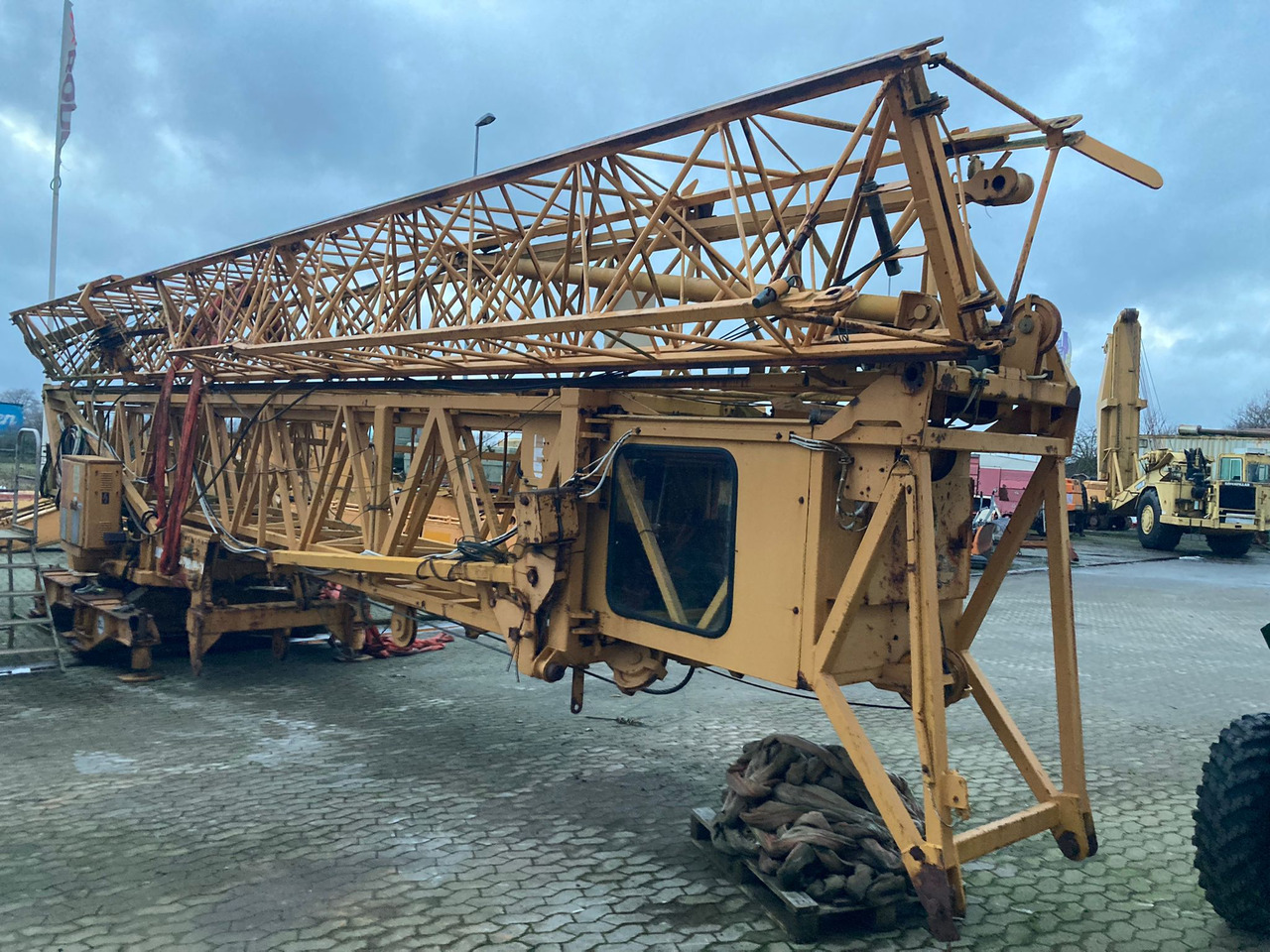 LIEBHERR 40 K - Torņa celtnis: foto 1 LIEBHERR 40 K - Torņa celtnis: foto 1