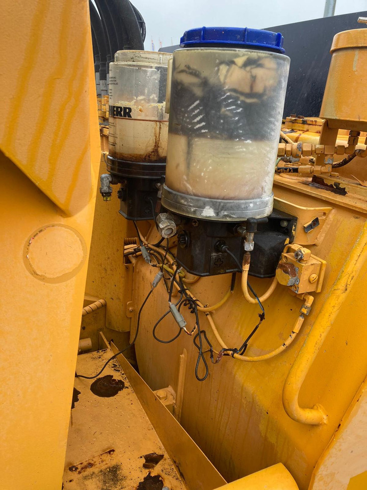 LIEBHERR R964BEW līzingu LIEBHERR R964BEW: foto 16