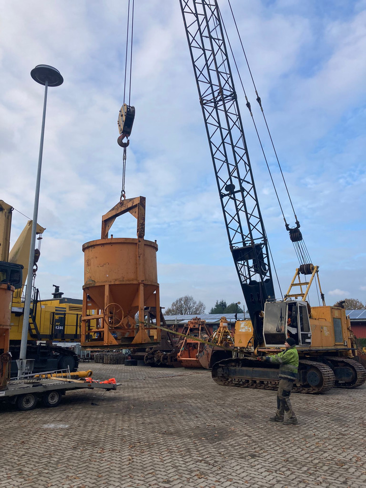 Eichinger concrete silo 1016H.22 - Papildaprīkojums - Iekraušanas tehnika: foto 5 Eichinger concrete silo 1016H.22 - Papildaprīkojums - Iekraušanas tehnika: foto 5