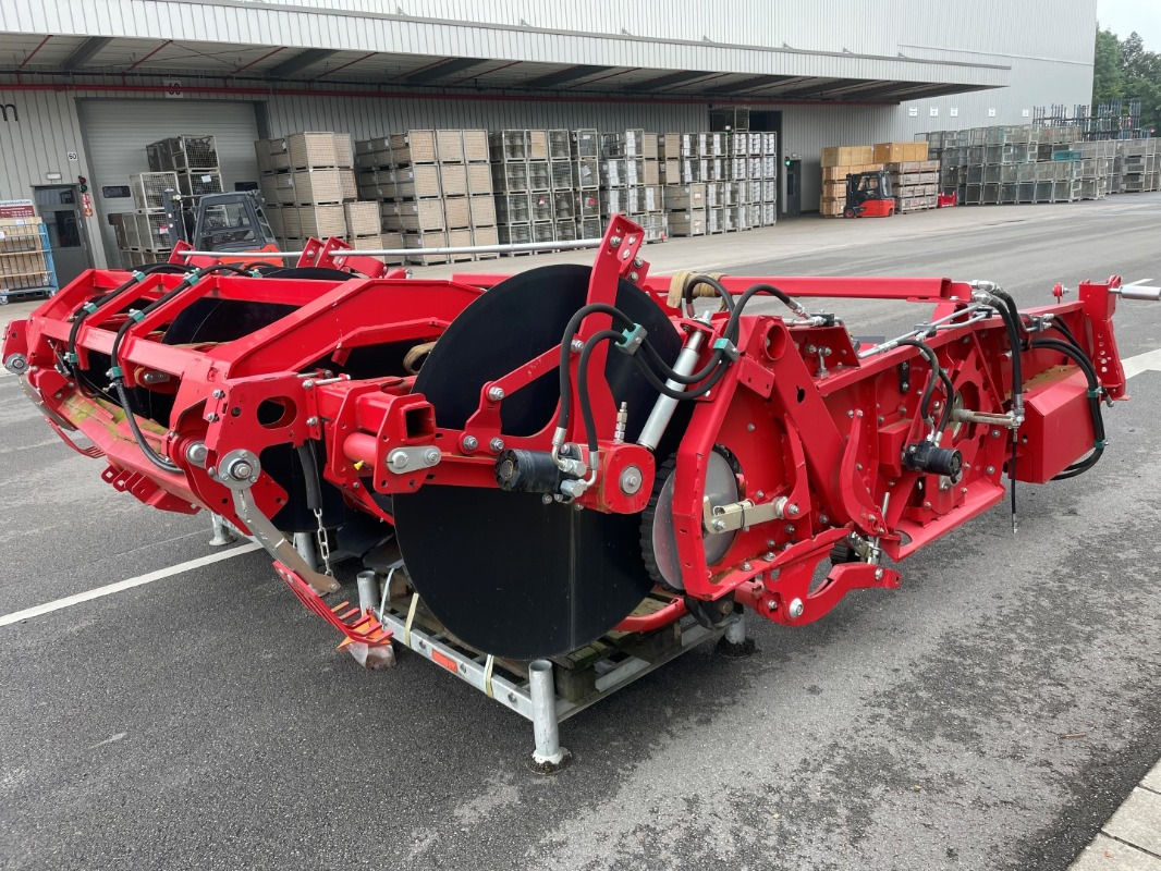 Grimme Intake for VARITRON 470 - row width 90 cm - Instrument/ Aprīkojums: foto 4 Grimme Intake for VARITRON 470 - row width 90 cm - Instrument/ Aprīkojums: foto 4