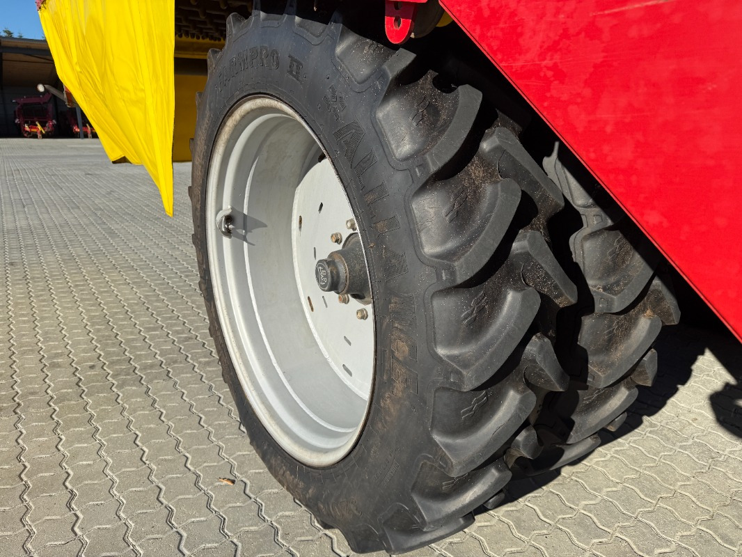 Grimme SE-150-60-NB - Kartupeļu kombains: foto 4 Grimme SE-150-60-NB - Kartupeļu kombains: foto 4