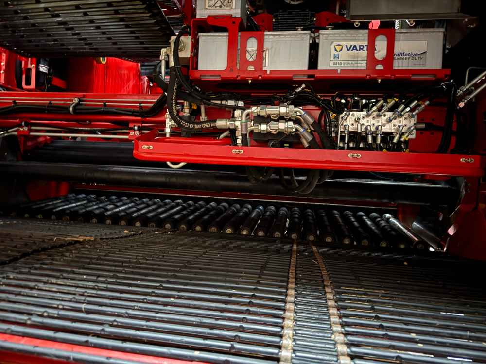 Grimme VARITRON 470 - Kombains: foto 5 Grimme VARITRON 470 - Kombains: foto 5