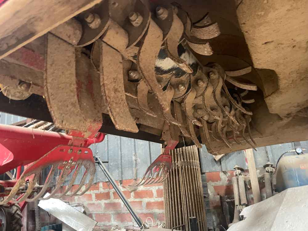Grimme VARITRON 270 PLATINUM - Kombains: foto 2 Grimme VARITRON 270 PLATINUM - Kombains: foto 2