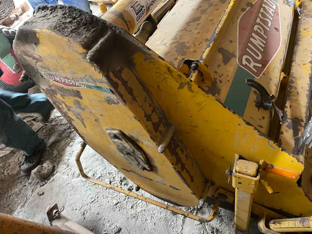 Rumptstad FH 4X75 - Kombains: foto 4 Rumptstad FH 4X75 - Kombains: foto 4