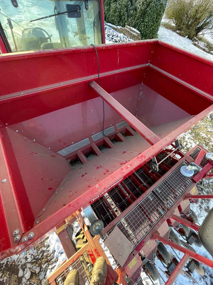 WIFO Planteuse Bulbille - Augsnes apstrādes tehnika: foto 3 WIFO Planteuse Bulbille - Augsnes apstrādes tehnika: foto 3