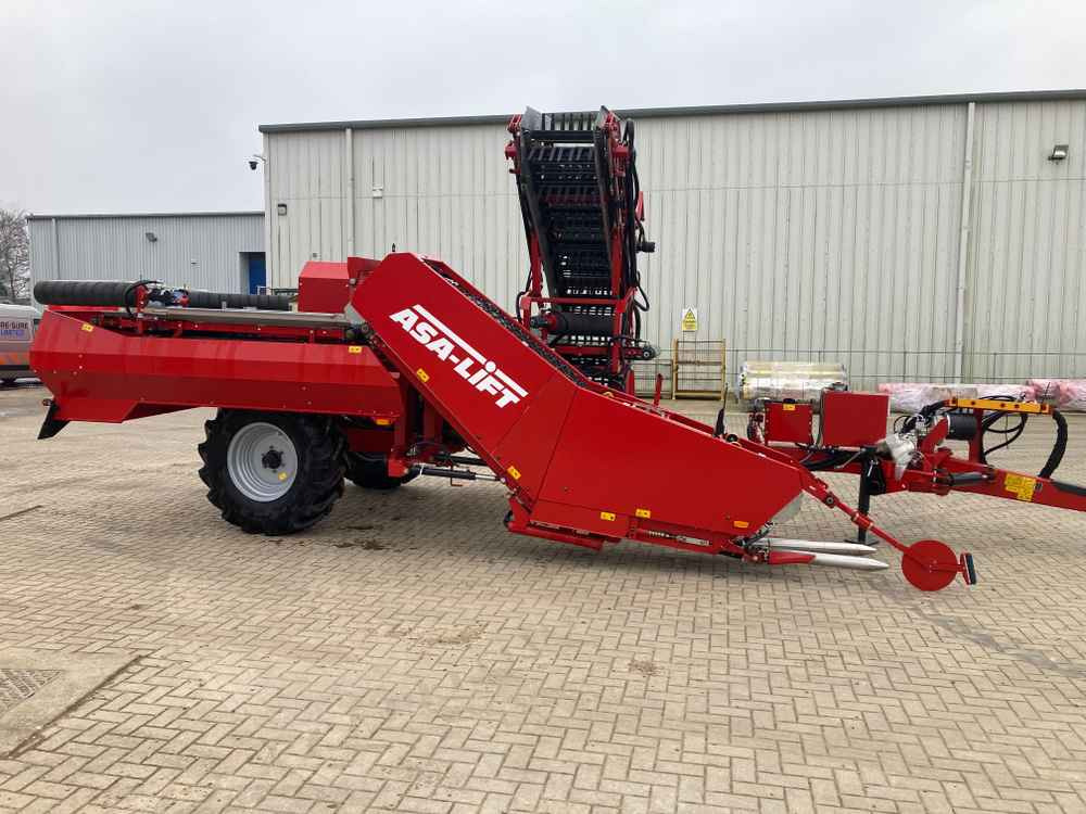 ASA-Lift ASA Lift TC1010E Single Row Trailed Cabbage Harvester - Vīnogu mašīna: foto 1 ASA-Lift ASA Lift TC1010E Single Row Trailed Cabbage Harvester - Vīnogu mašīna: foto 1