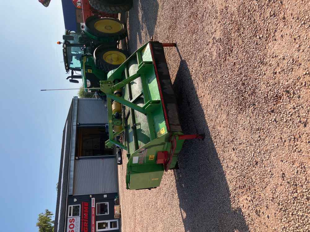Baselier Baselier 2LKA190 2 Row Front Mounted Potato Topper - Kombains: foto 1 Baselier Baselier 2LKA190 2 Row Front Mounted Potato Topper - Kombains: foto 1