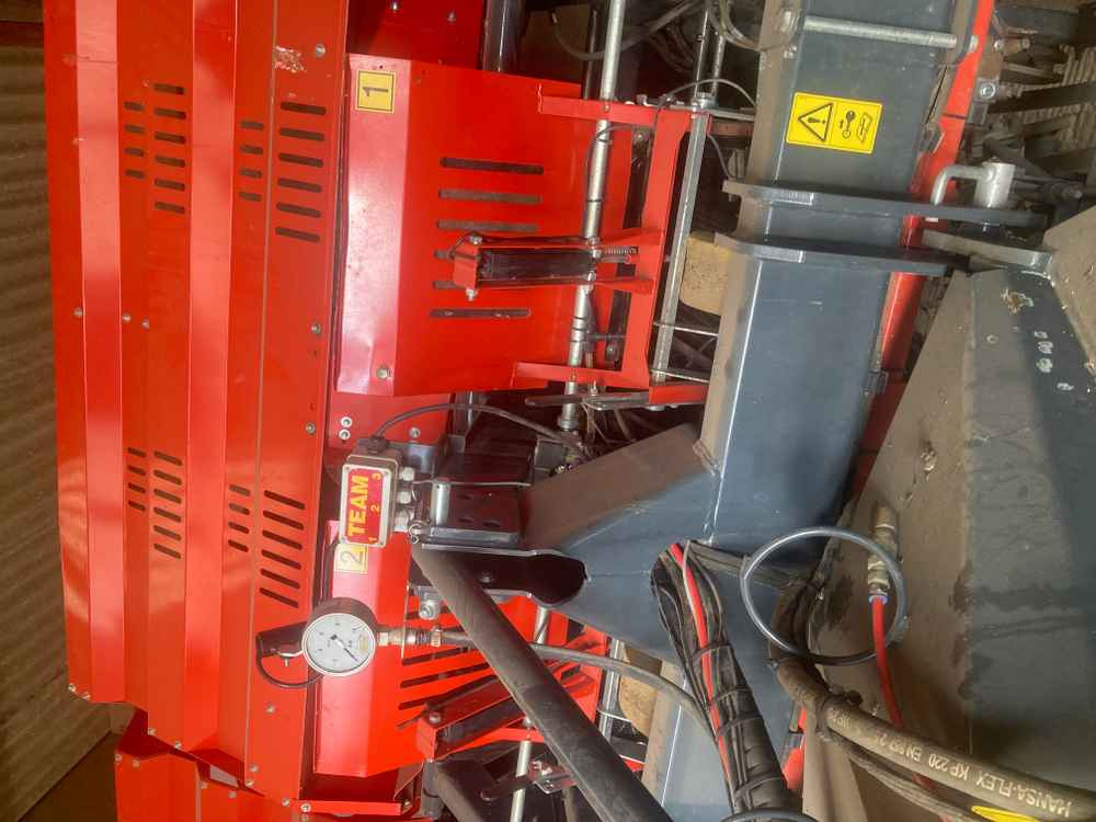 Dewulf Dewulf MS 2000, B.V S1A, 2 Row Potato Belt Planter - Kombains: foto 4 Dewulf Dewulf MS 2000, B.V S1A, 2 Row Potato Belt Planter - Kombains: foto 4