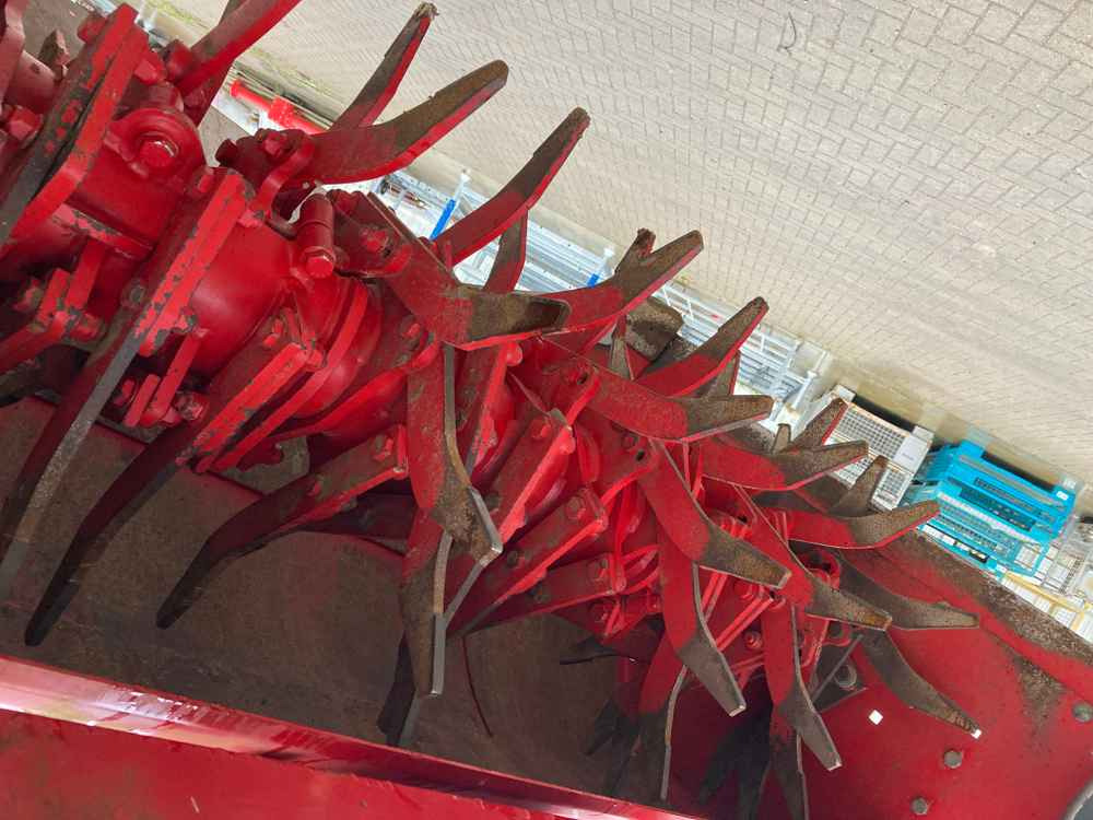 Grimme Grimme GF 200, 2 Row/ Single Bed, Hook Tine Tilla - Kombains: foto 5 Grimme Grimme GF 200, 2 Row/ Single Bed, Hook Tine Tilla - Kombains: foto 5