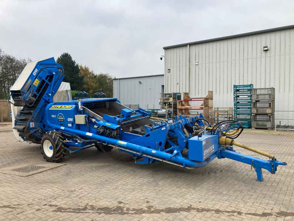 Standen Standen QM 2 Row Trailed Potato Harvester - Kombains: foto 1 Standen Standen QM 2 Row Trailed Potato Harvester - Kombains: foto 1