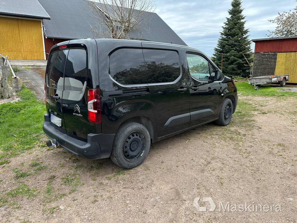 Arbetsbil Citroën Berlingo 1.2 PureTech Aut - Mazs furgons: foto 5 Arbetsbil Citroën Berlingo 1.2 PureTech Aut - Mazs furgons: foto 5