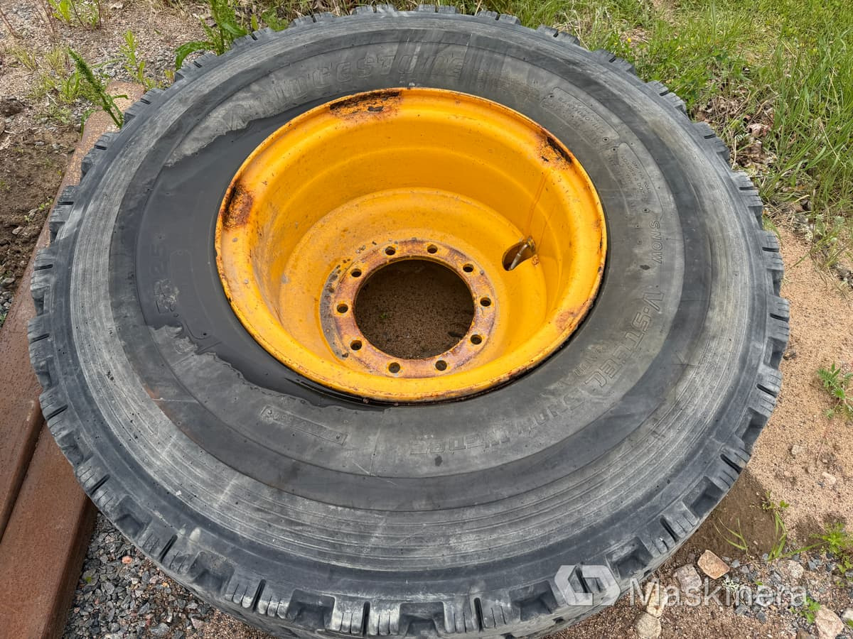 Bridgestone v steel snow 4 st entreprenad däck på fälg 20.5R25 - Ritenis - Celtniecības tehnika: foto 3 Bridgestone v steel snow 4 st entreprenad däck på fälg 20.5R25 - Ritenis - Celtniecības tehnika: foto 3