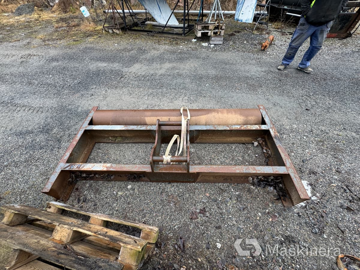 BSM Planeringsbalk med rulle S60 - Citas iekārtas: foto 4 BSM Planeringsbalk med rulle S60 - Citas iekārtas: foto 4