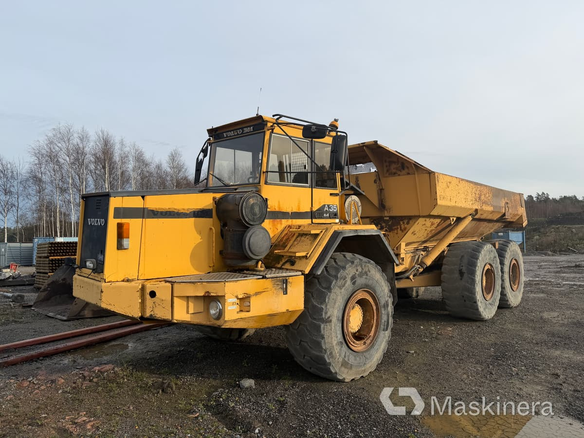 Dumper Volvo A35 - Artikulētias pašizgāzējs: foto 1 Dumper Volvo A35 - Artikulētias pašizgāzējs: foto 1