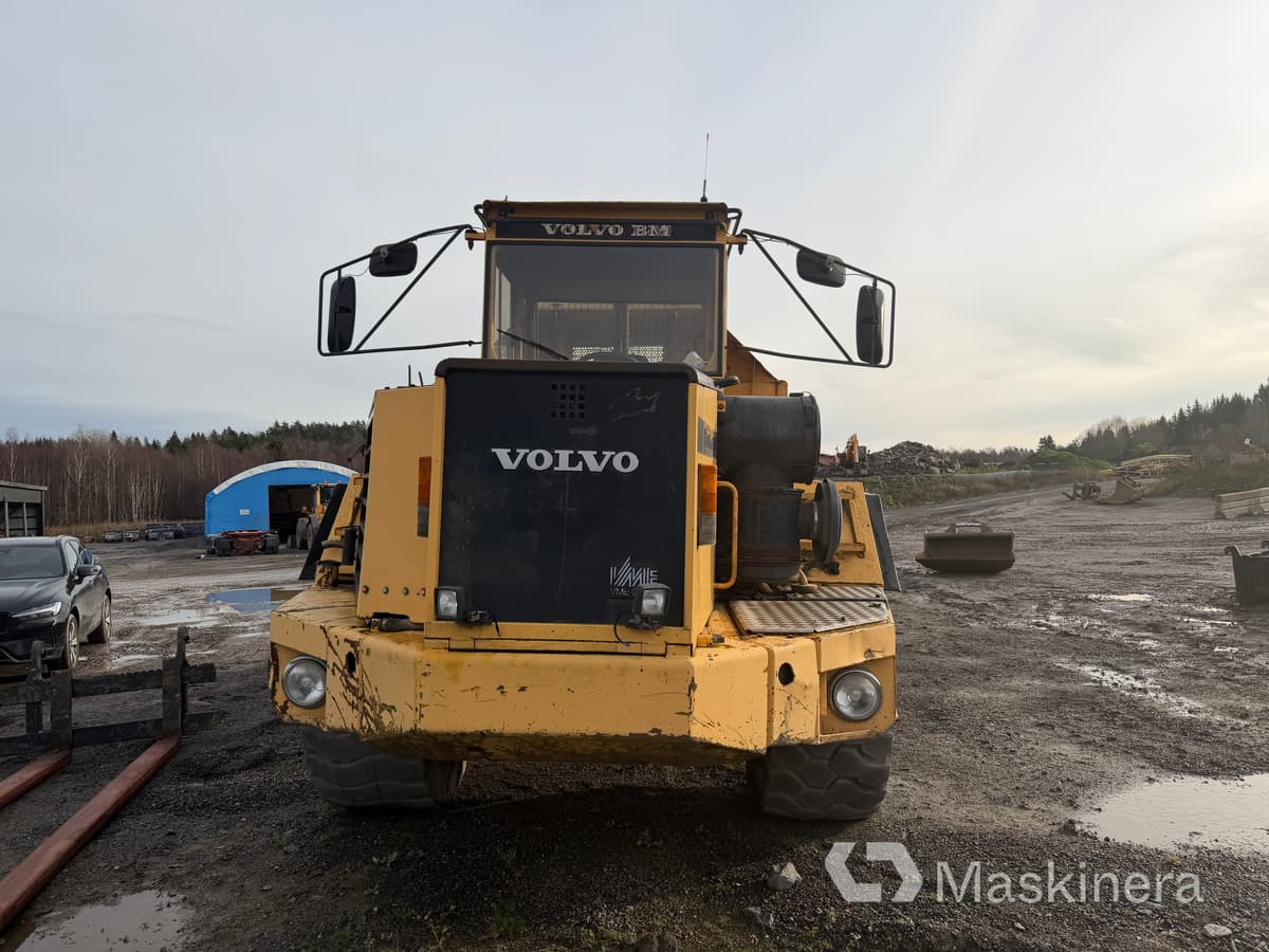 Dumper Volvo A35 - Artikulētias pašizgāzējs: foto 2 Dumper Volvo A35 - Artikulētias pašizgāzējs: foto 2