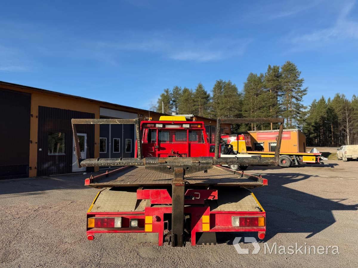 Flakbärgare Volvo FL 611 - Auto evakuators: foto 5 Flakbärgare Volvo FL 611 - Auto evakuators: foto 5
