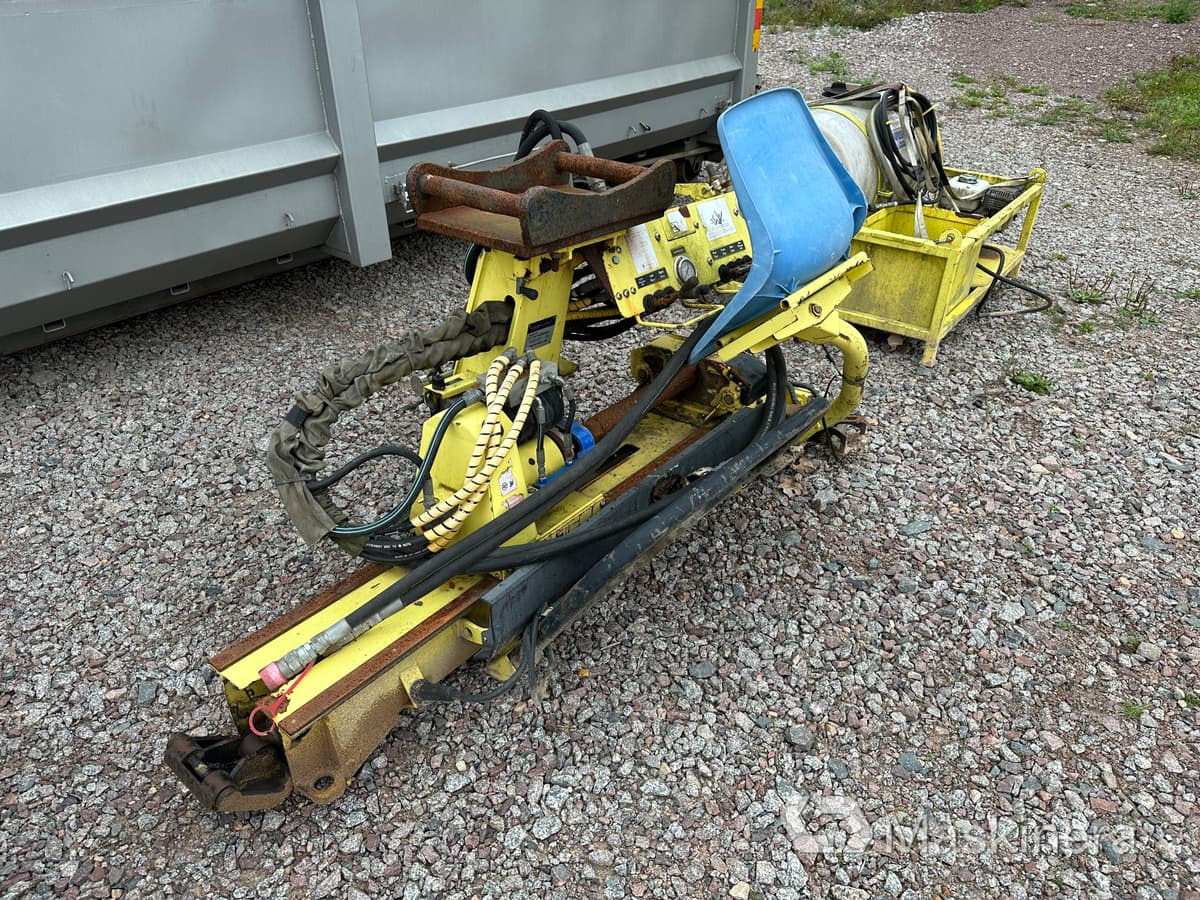 Flexidrill NZ89 Styrbar Borrigg Flexidrill - Urbšanas mašīna: foto 5 Flexidrill NZ89 Styrbar Borrigg Flexidrill - Urbšanas mašīna: foto 5