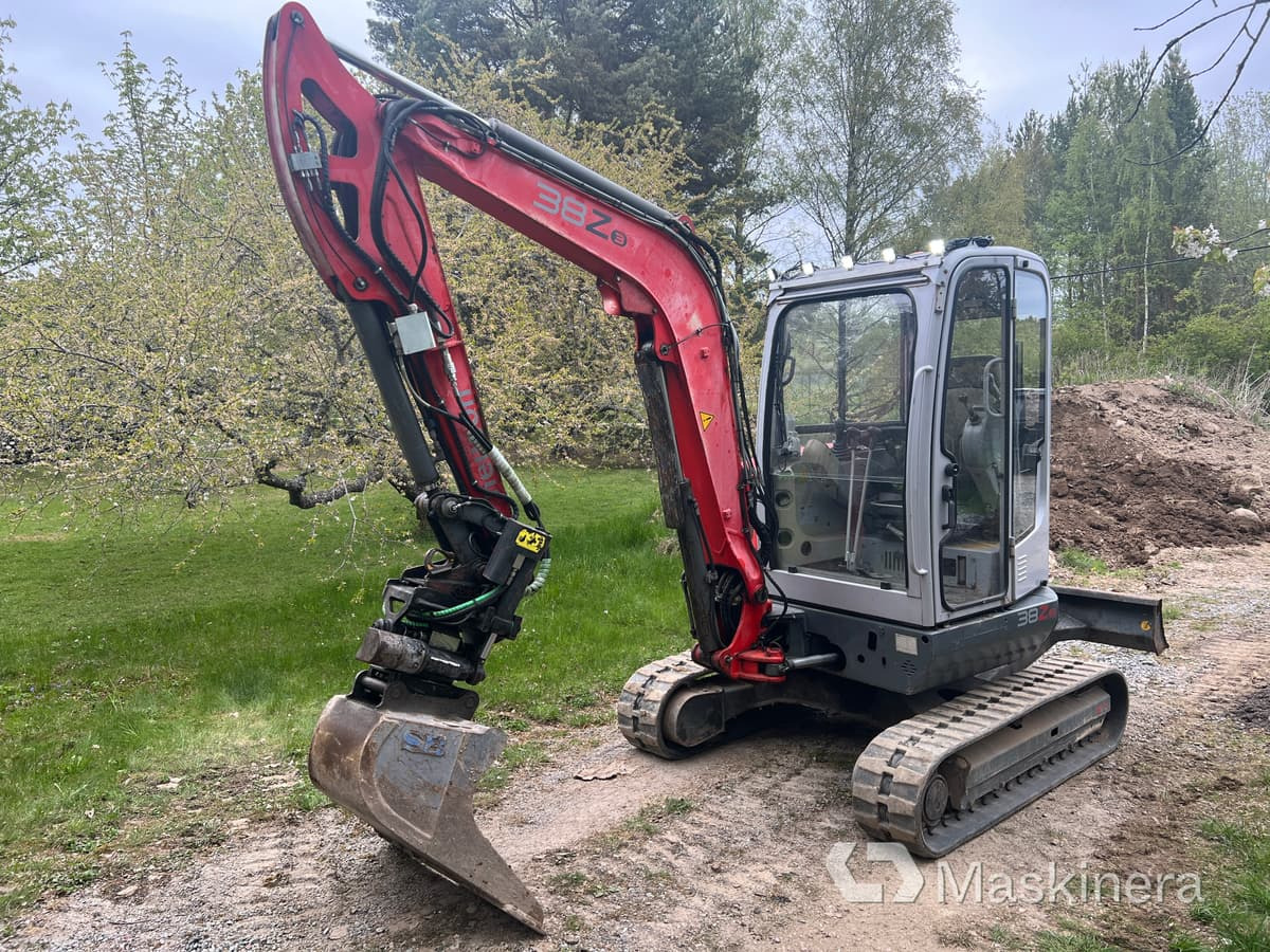 Grävmaskin Wacker Neuson 38Z3 RD - Kāpurķēžu ekskavators: foto 1 Grävmaskin Wacker Neuson 38Z3 RD - Kāpurķēžu ekskavators: foto 1