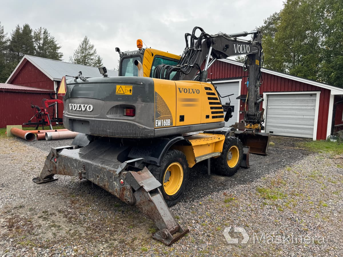 Hjulgrävare Volvo EW160B med tillbehör - Kāpurķēžu ekskavators: foto 5 Hjulgrävare Volvo EW160B med tillbehör - Kāpurķēžu ekskavators: foto 5