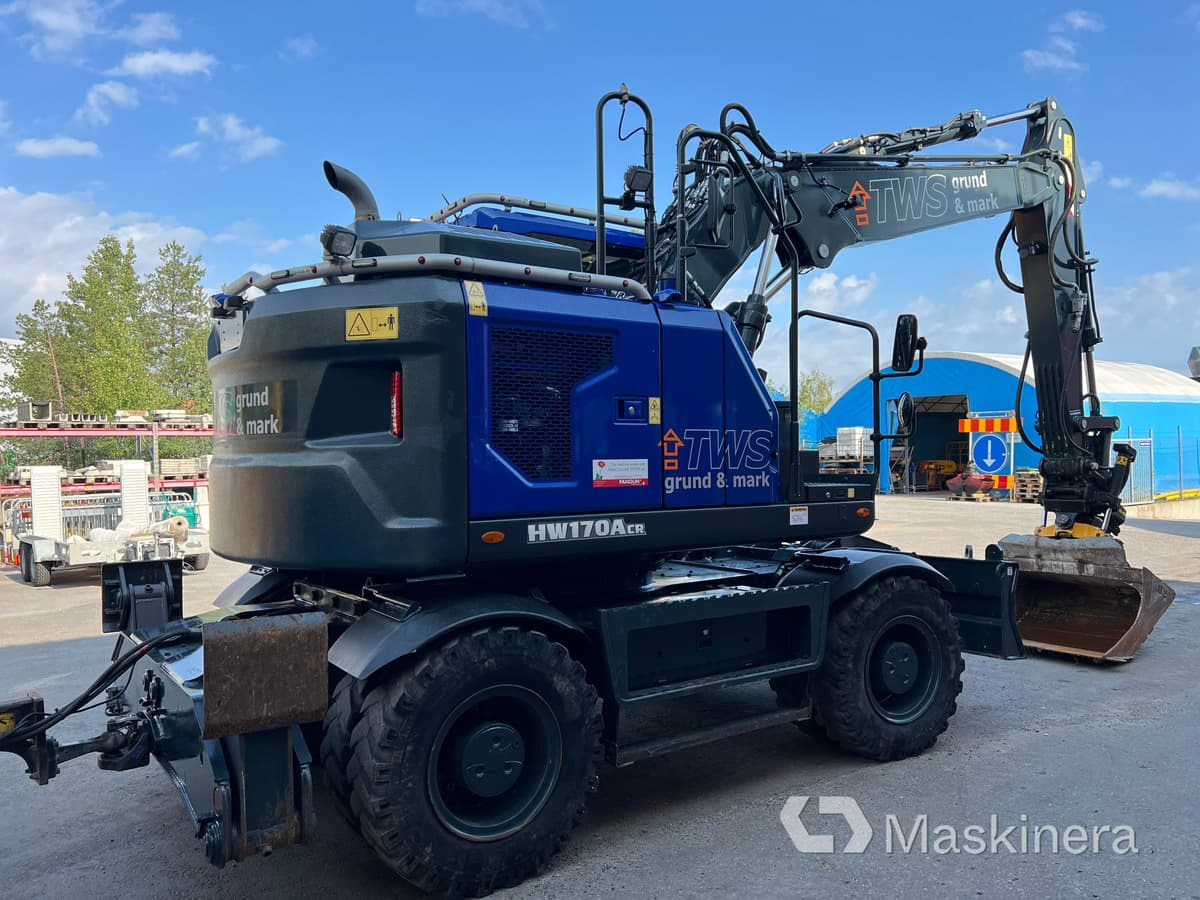 Hjulgrävare Hyundai HW170A CR med tillbehör - Kāpurķēžu ekskavators: foto 5 Hjulgrävare Hyundai HW170A CR med tillbehör - Kāpurķēžu ekskavators: foto 5