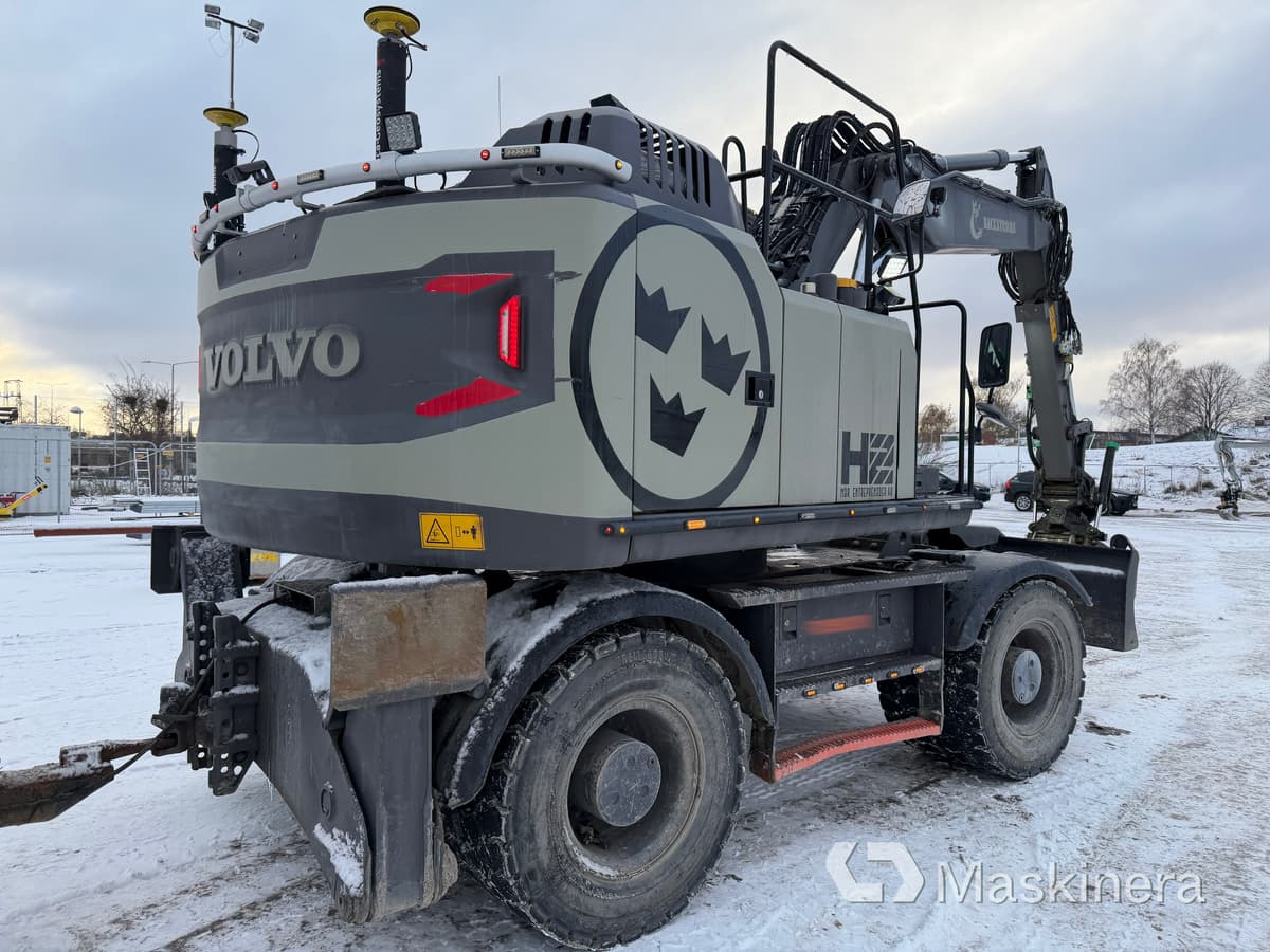 Hjulgrävare Volvo EW160E med tillbehör - Kāpurķēžu ekskavators: foto 5 Hjulgrävare Volvo EW160E med tillbehör - Kāpurķēžu ekskavators: foto 5