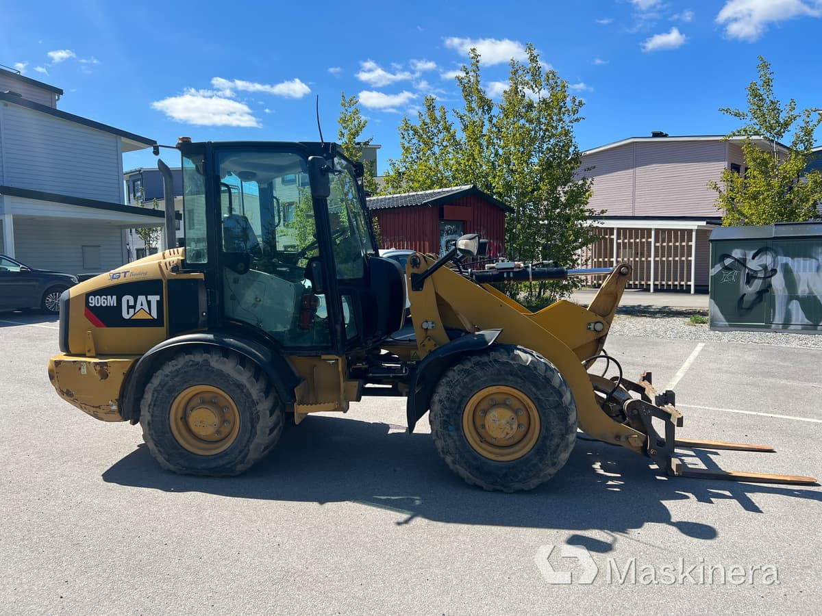 Hjullastare CAT 906M med redskap - Riteņu iekrāvējs: foto 4 Hjullastare CAT 906M med redskap - Riteņu iekrāvējs: foto 4