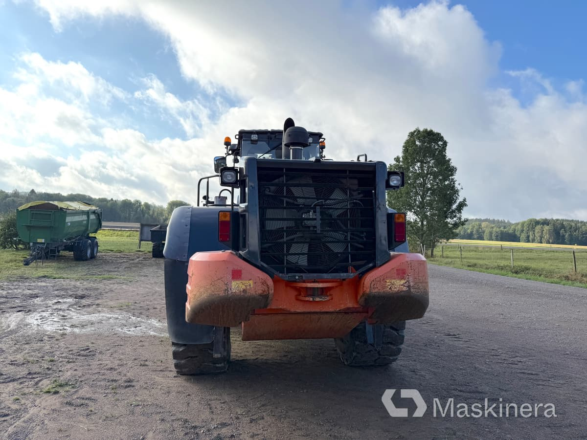 Hjullastare Hitachi ZW330-5B - Riteņu iekrāvējs: foto 4 Hjullastare Hitachi ZW330-5B - Riteņu iekrāvējs: foto 4
