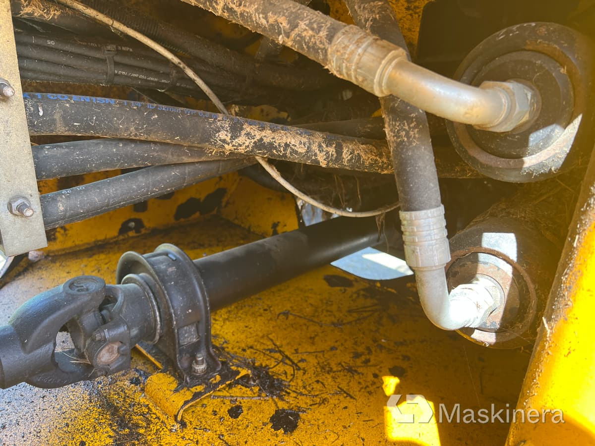 Riteņu iekrāvējs Hjullastare JCB 435S (Reparationsobjekt): foto 45