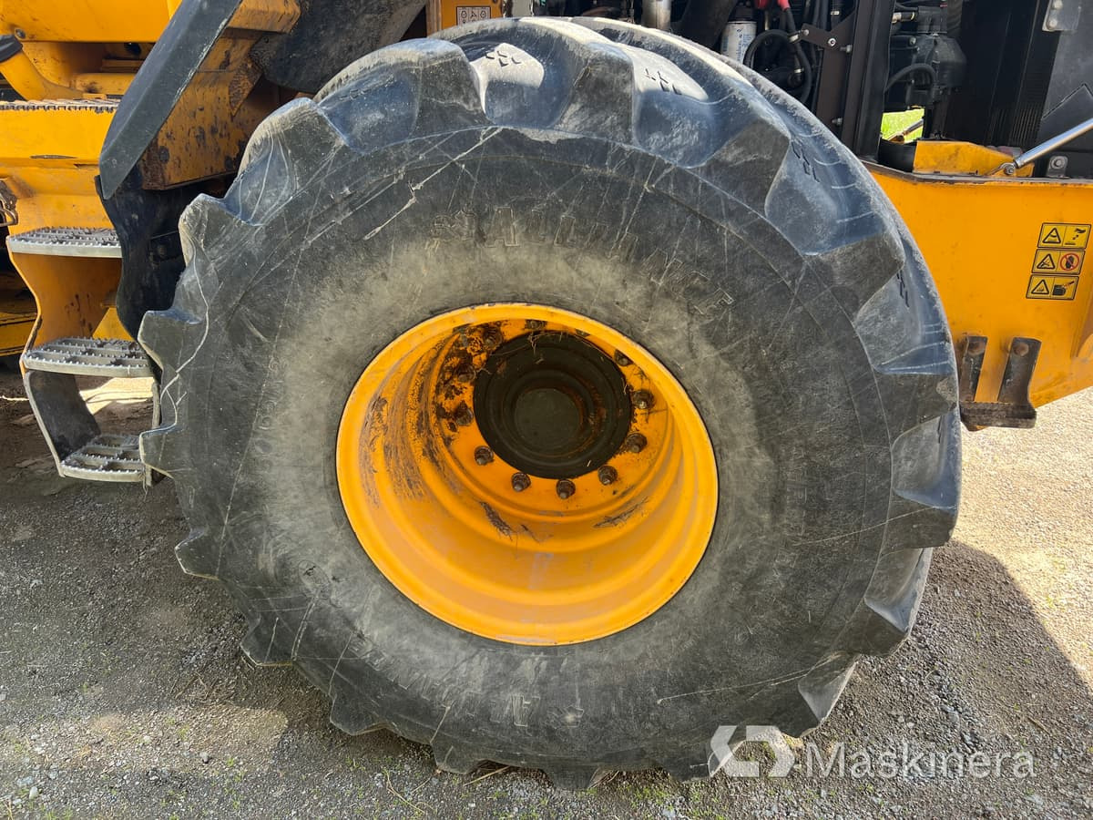 Riteņu iekrāvējs Hjullastare JCB 435S (Reparationsobjekt): foto 13