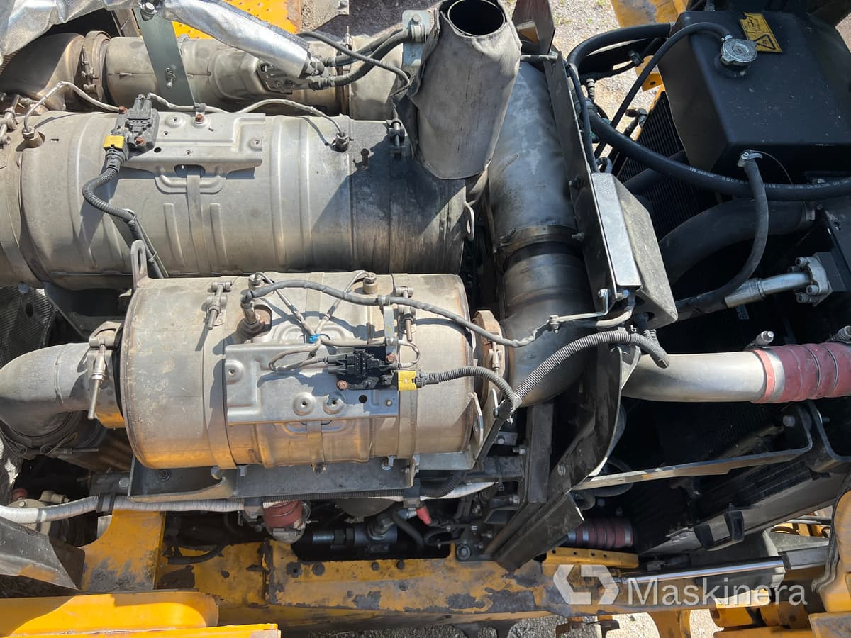 Riteņu iekrāvējs Hjullastare JCB 435S (Reparationsobjekt): foto 48