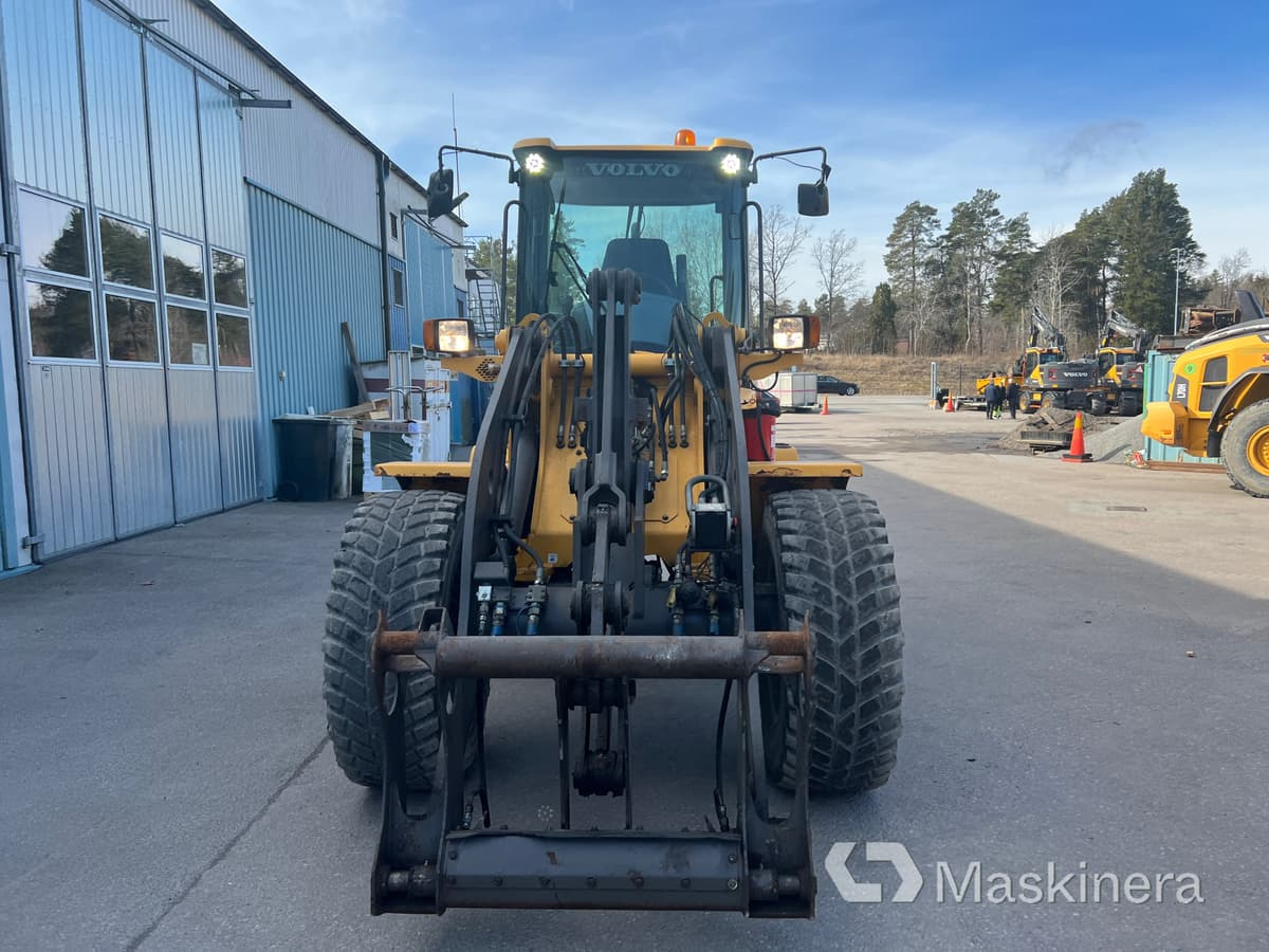 Hjullastare Volvo L35B - Riteņu iekrāvējs: foto 2 Hjullastare Volvo L35B - Riteņu iekrāvējs: foto 2