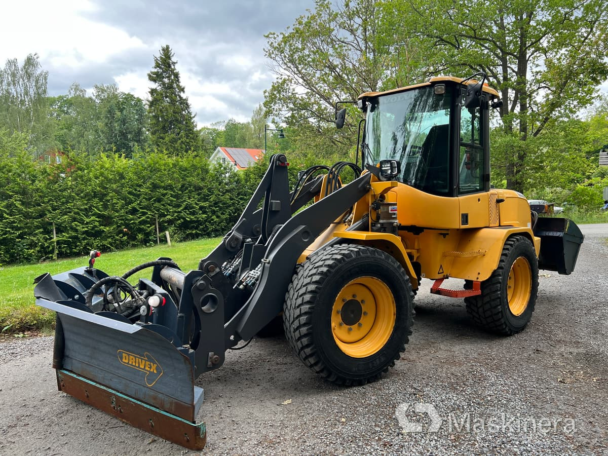 Hjullastare Volvo L35G med tillbehör - Riteņu iekrāvējs: foto 1 Hjullastare Volvo L35G med tillbehör - Riteņu iekrāvējs: foto 1