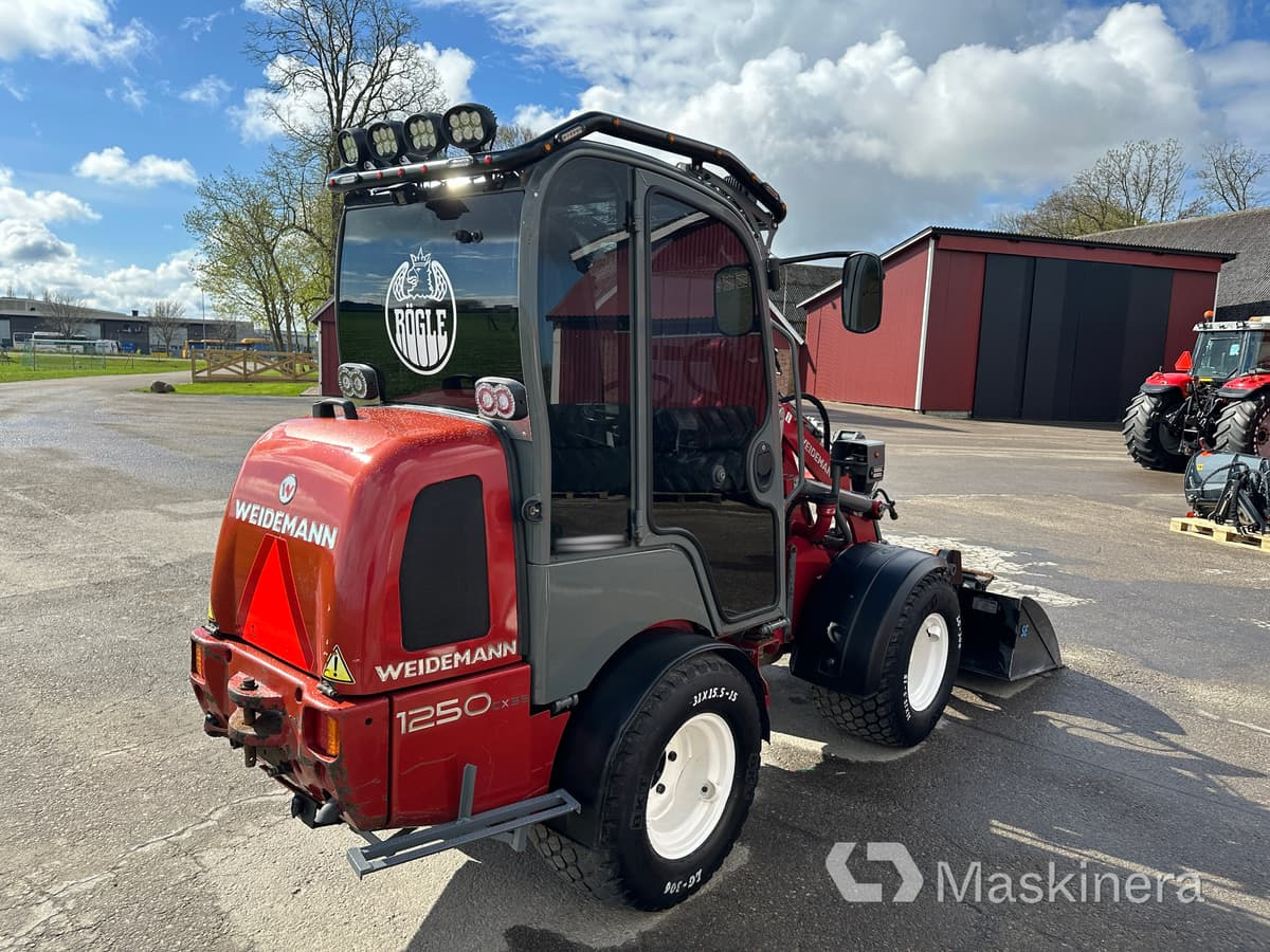 Hjullastare Weidemann 1250 CX35 - Riteņu iekrāvējs: foto 5 Hjullastare Weidemann 1250 CX35 - Riteņu iekrāvējs: foto 5