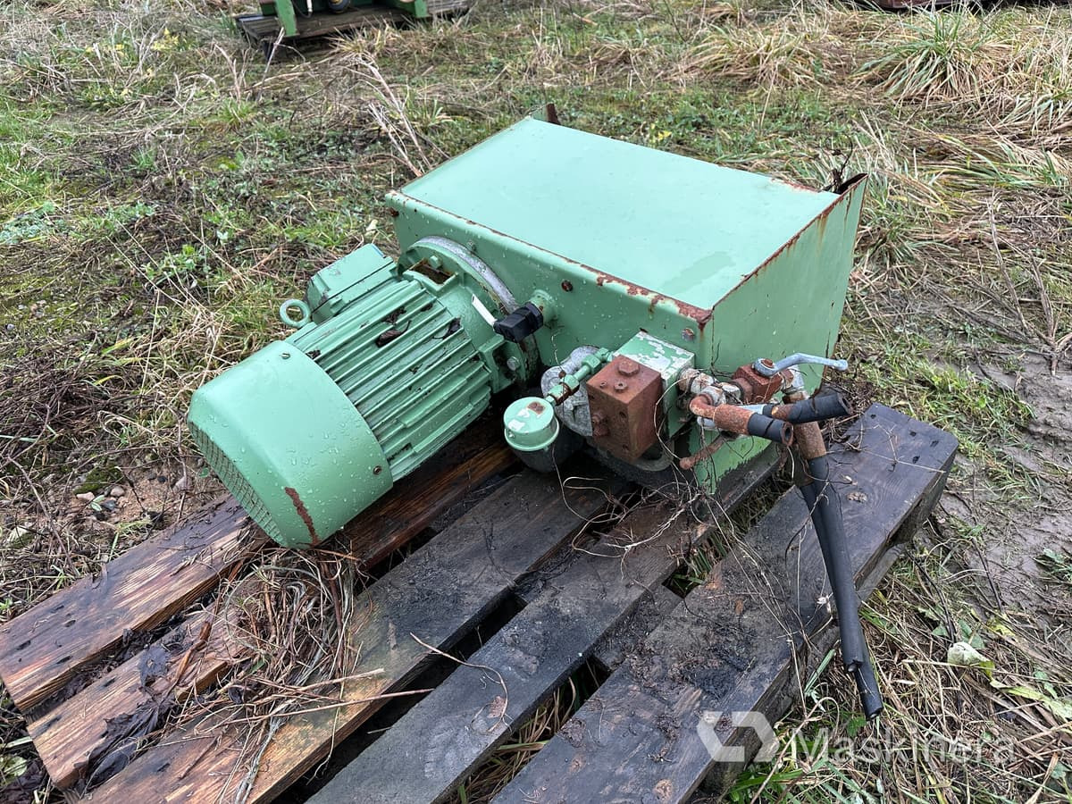 Hydraulpump BEVI SKG 132 S-4 - Hidrauliskais sūknis - Lauksaimniecības tehnika: foto 3 Hydraulpump BEVI SKG 132 S-4 - Hidrauliskais sūknis - Lauksaimniecības tehnika: foto 3