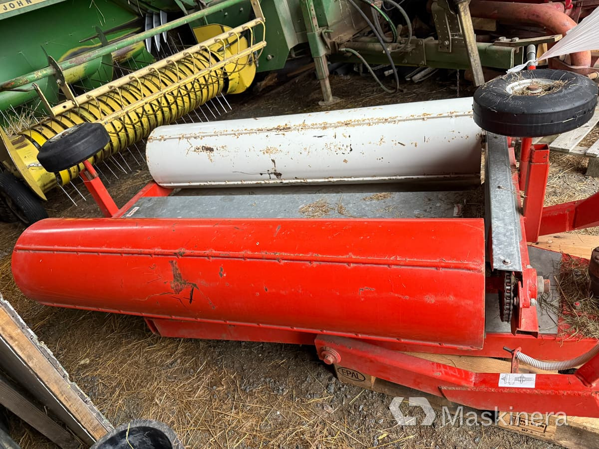 Inplastare Ysta Bale wrap 1600 med sidospakar - Ruļļu ietinējs: foto 3 Inplastare Ysta Bale wrap 1600 med sidospakar - Ruļļu ietinējs: foto 3