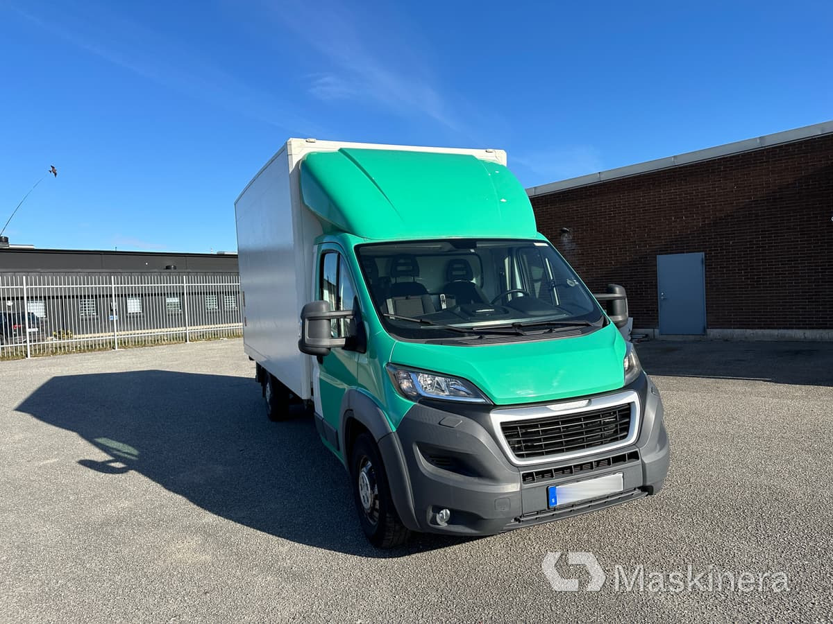 Lastbil Peugeot Boxer 2017 - Furgons ar slēgtā virsbūve: foto 3 Lastbil Peugeot Boxer 2017 - Furgons ar slēgtā virsbūve: foto 3