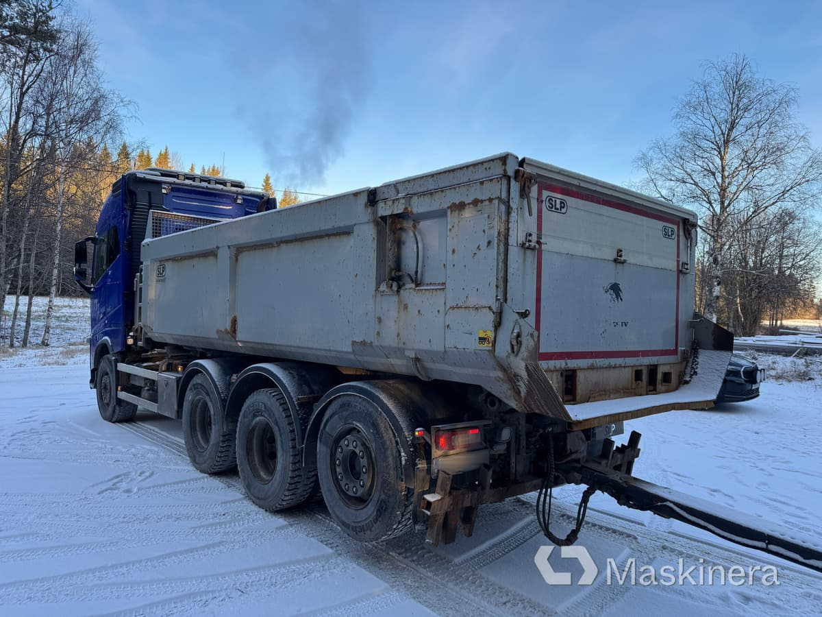 Lastbil Volvo FH16 750 med vagn - Kravas automašīna pašizgāzējs, Multilift/ Būvgružu konteinera piekabe: foto 3 Lastbil Volvo FH16 750 med vagn - Kravas automašīna pašizgāzējs, Multilift/ Būvgružu konteinera piekabe: foto 3
