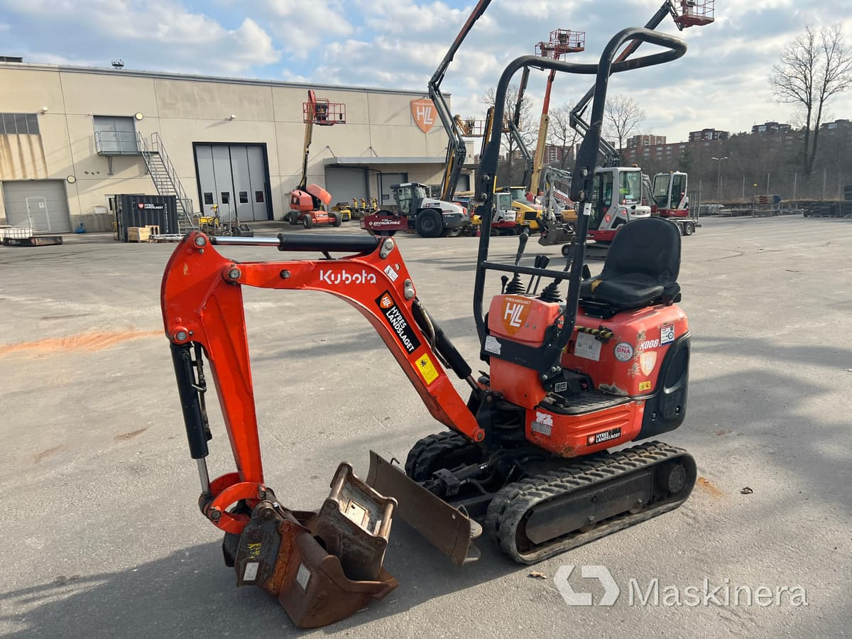 Minigrävare Kubota K008-3 - Kāpurķēžu ekskavators: foto 1 Minigrävare Kubota K008-3 - Kāpurķēžu ekskavators: foto 1