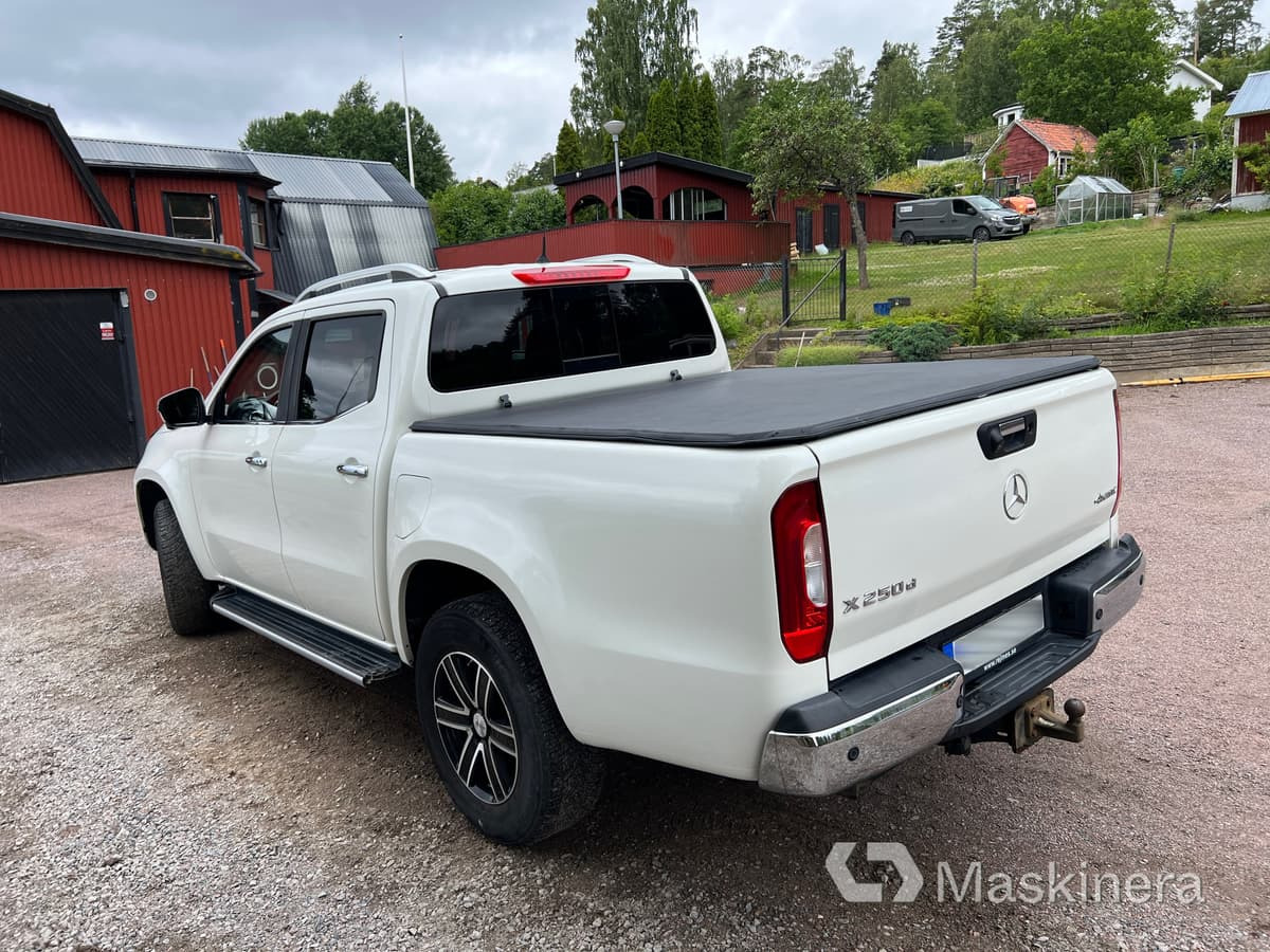 Kravas mikroautobuss Pickup Mercedes-Benz X 250 d: foto 7