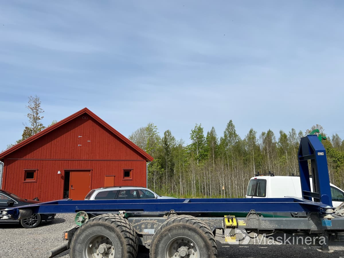 Rosenqvist Försäljning Lastväxlarram för container 20 fot - Būvgružu konteineru/ Pacēlāji ar āķi sistēma: foto 2 Rosenqvist Försäljning Lastväxlarram för container 20 fot - Būvgružu konteineru/ Pacēlāji ar āķi sistēma: foto 2