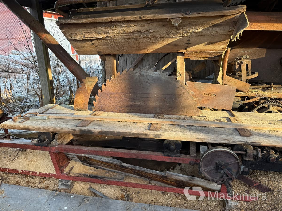 Sågverk med spånsug, el eller traktordrivet - Kokapstrādes iekārta: foto 2 Sågverk med spånsug, el eller traktordrivet - Kokapstrādes iekārta: foto 2
