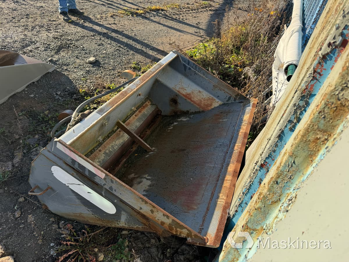 Sandspridarskopa Snowstar HK400 Trima / Lilla kramerfästet - Sāls un smilts kaisītājs: foto 5 Sandspridarskopa Snowstar HK400 Trima / Lilla kramerfästet - Sāls un smilts kaisītājs: foto 5