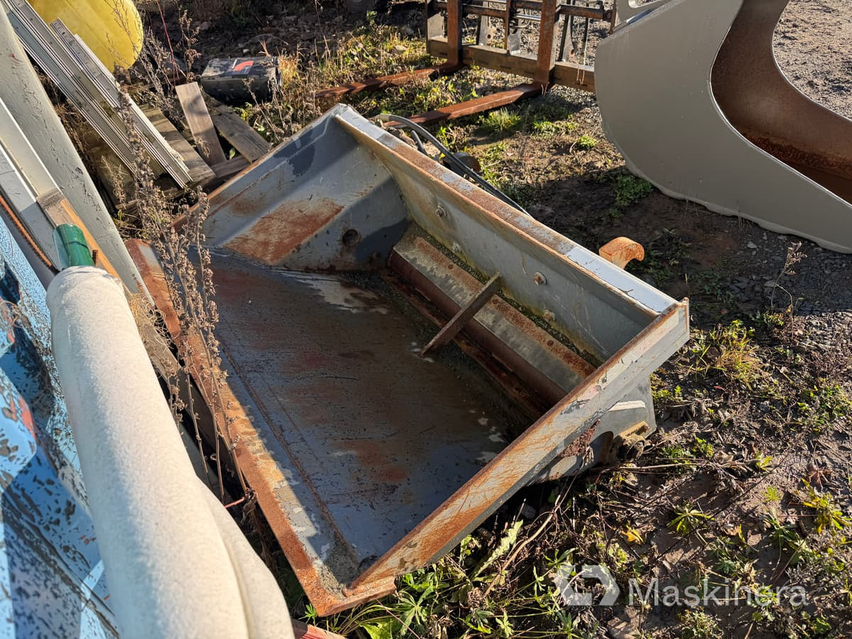 Sandspridarskopa Snowstar HK400 Trima / Lilla kramerfästet - Sāls un smilts kaisītājs: foto 3 Sandspridarskopa Snowstar HK400 Trima / Lilla kramerfästet - Sāls un smilts kaisītājs: foto 3