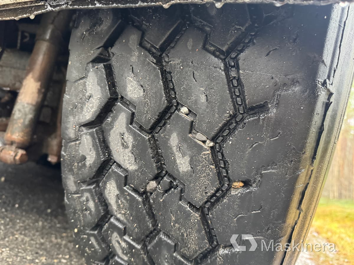 Kravas automašīna pašizgāzējs Scania R500LB8X4*4HHA Kassett bil Scania R500 tridem med vagn: foto 40