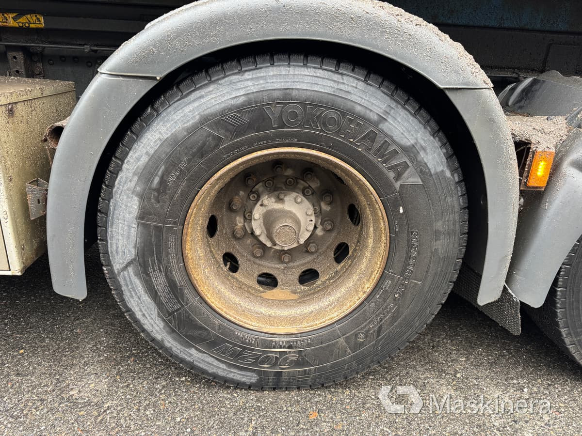 Kravas automašīna pašizgāzējs Scania R500LB8X4*4HHA Kassett bil Scania R500 tridem med vagn: foto 33