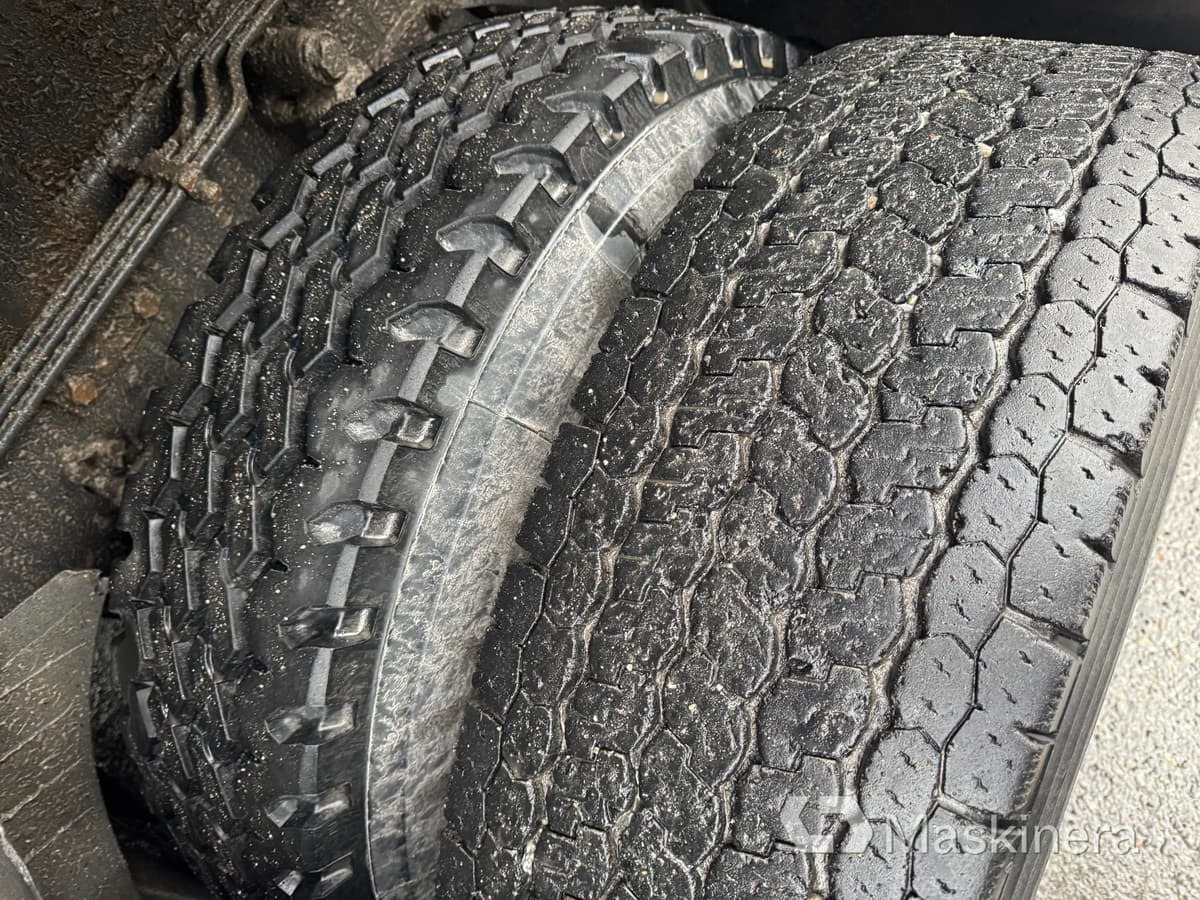 Kravas automašīna pašizgāzējs Scania R500LB8X4*4HHA Kassett bil Scania R500 tridem med vagn: foto 36