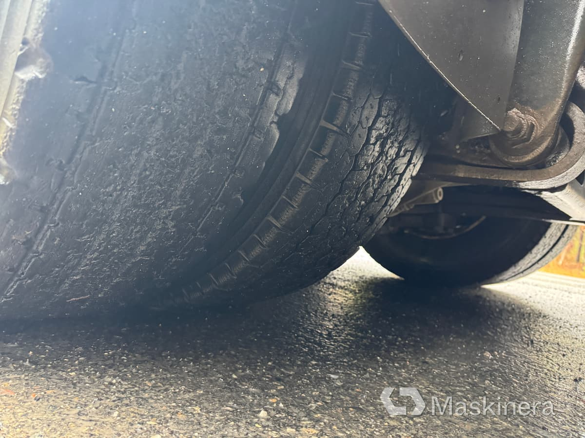 Kravas automašīna pašizgāzējs Scania R500LB8X4*4HHA Kassett bil Scania R500 tridem med vagn: foto 44