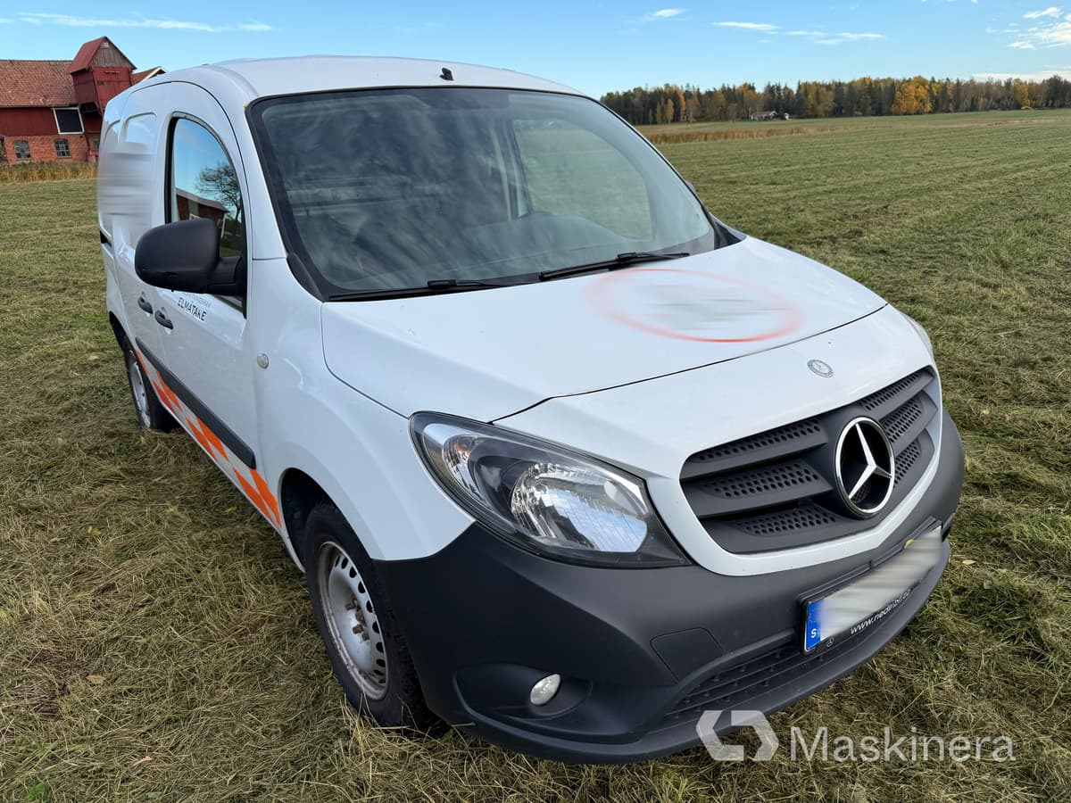 Skåpbil Mercedes Benz Citan - Kravas mikroautobuss: foto 3 Skåpbil Mercedes Benz Citan - Kravas mikroautobuss: foto 3