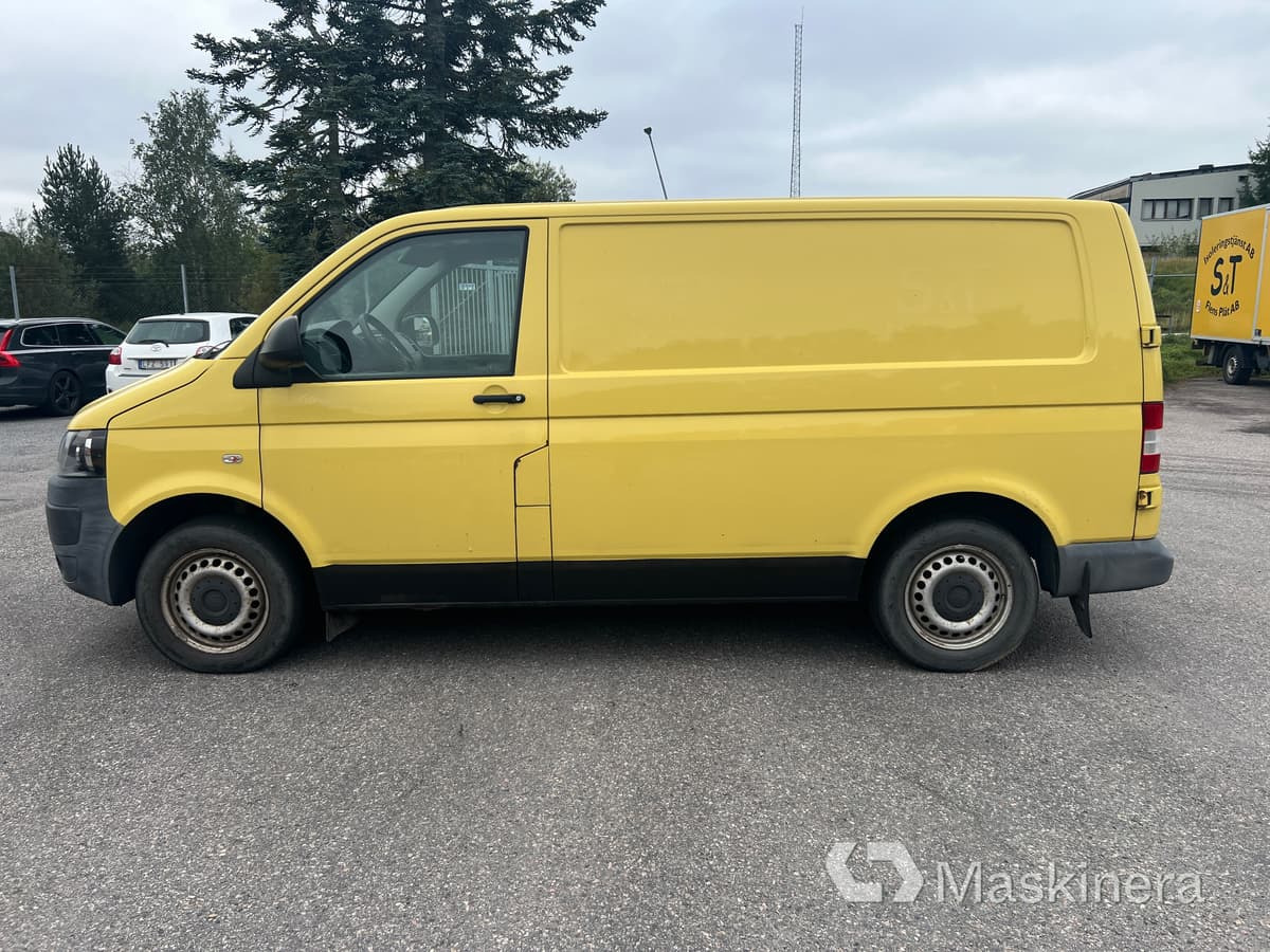 Skåpbil Volkswagen Transporter - Mazs furgons: foto 4 Skåpbil Volkswagen Transporter - Mazs furgons: foto 4